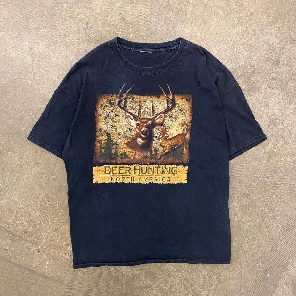 Vintage Deer Hunting Nature Outdoors 2000s T-Shirt Size XL